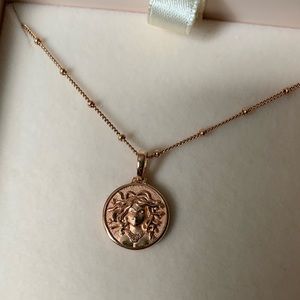 Awe Rose Gold Mini Medusa Necklace